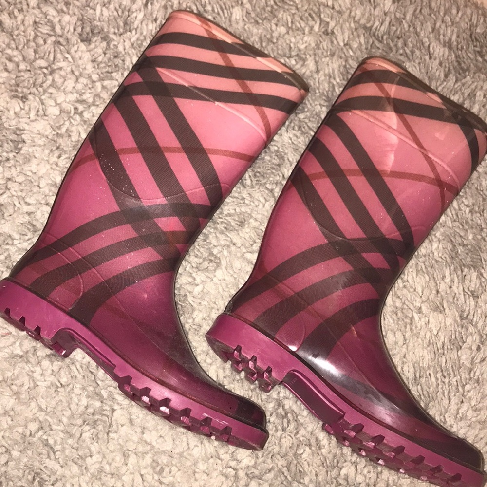Authentic Pink/purple Burberry rain boots